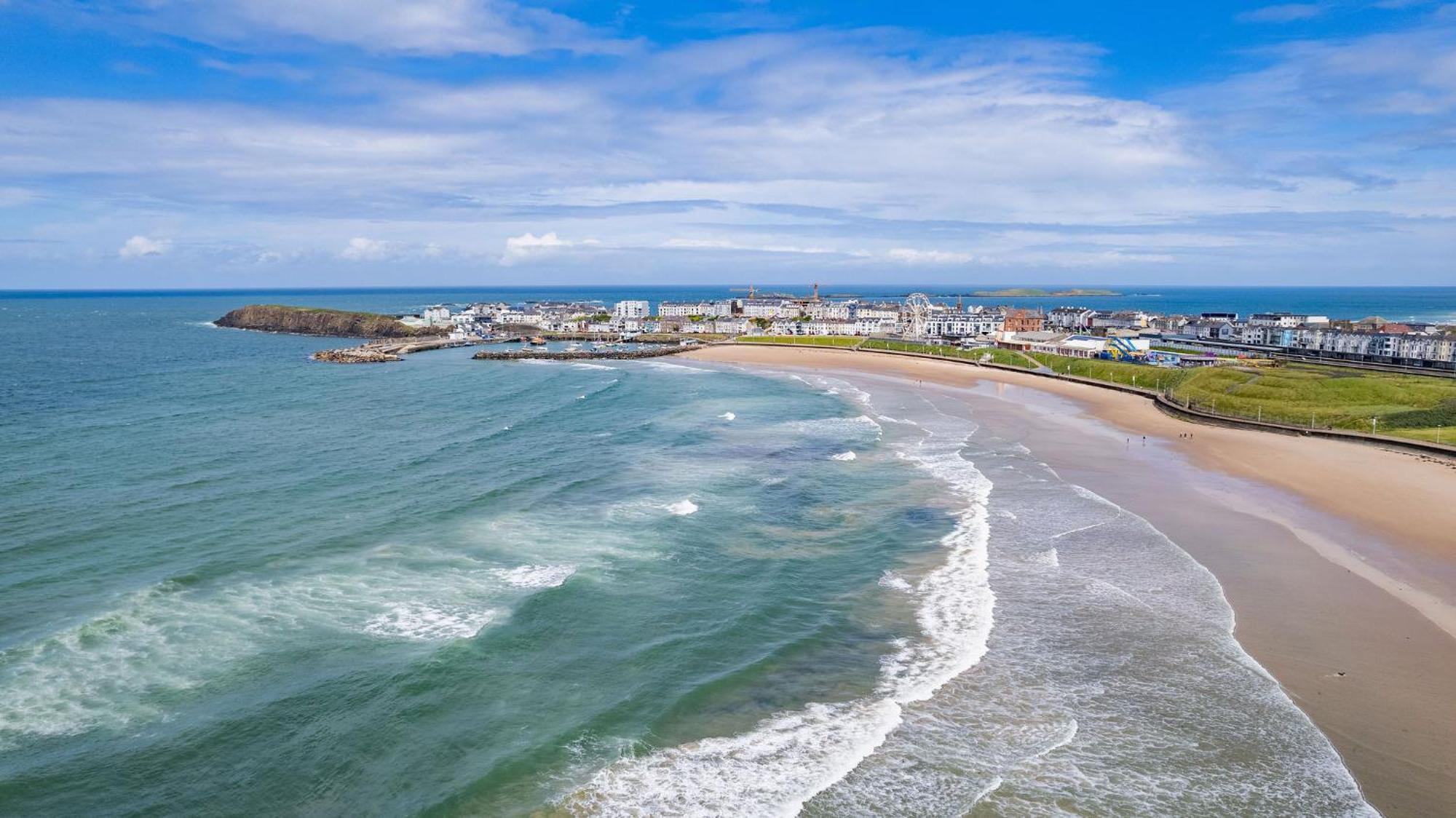 6 Dunluce Park - Portrush By The Sea Apartman Kültér fotó