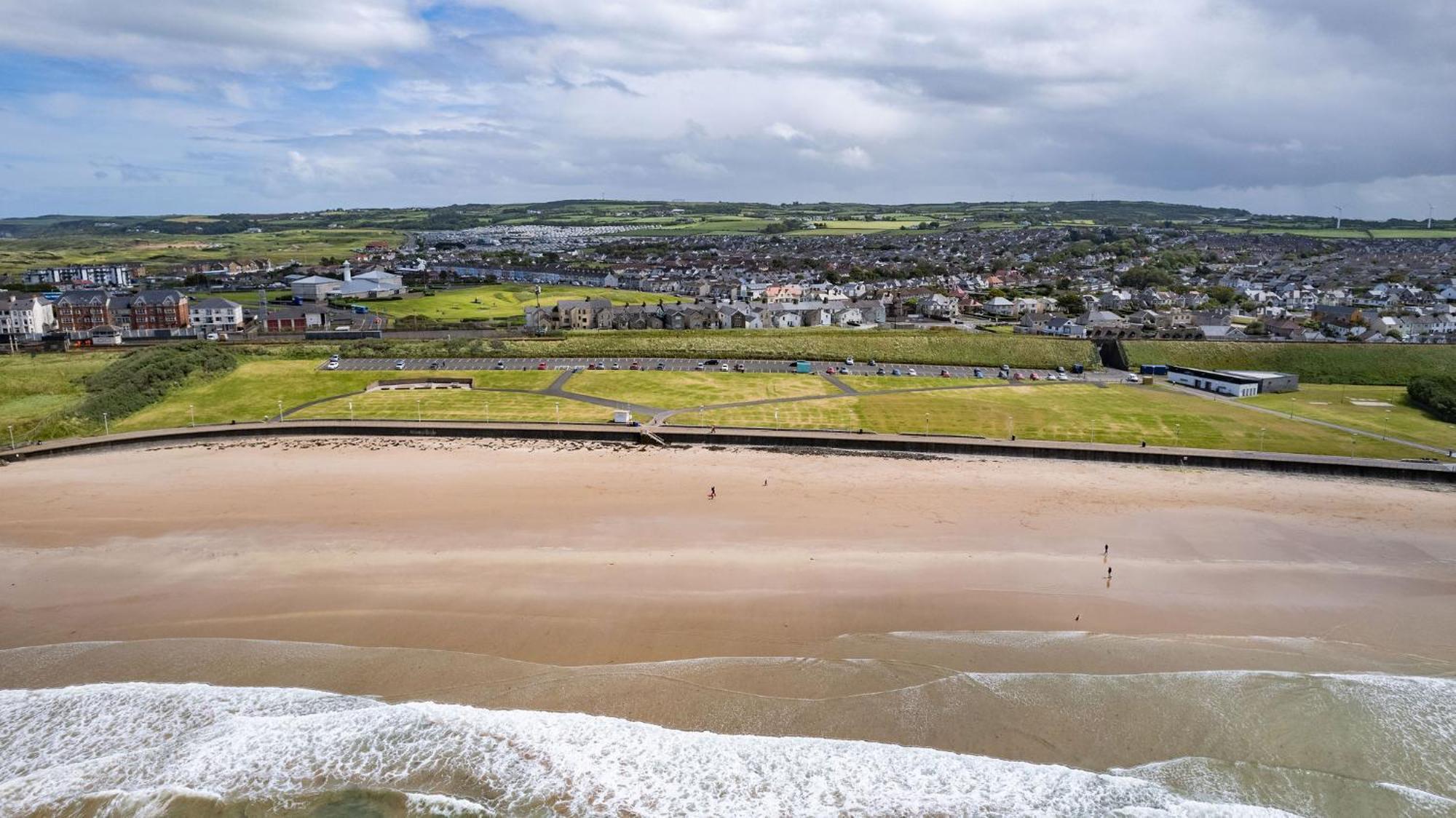 6 Dunluce Park - Portrush By The Sea Apartman Kültér fotó