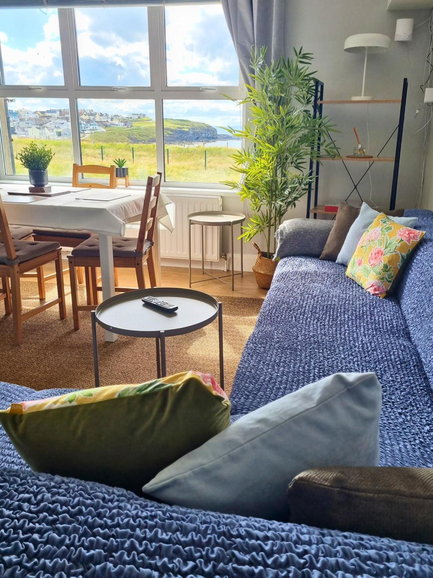 6 Dunluce Park - Portrush By The Sea Apartman Kültér fotó